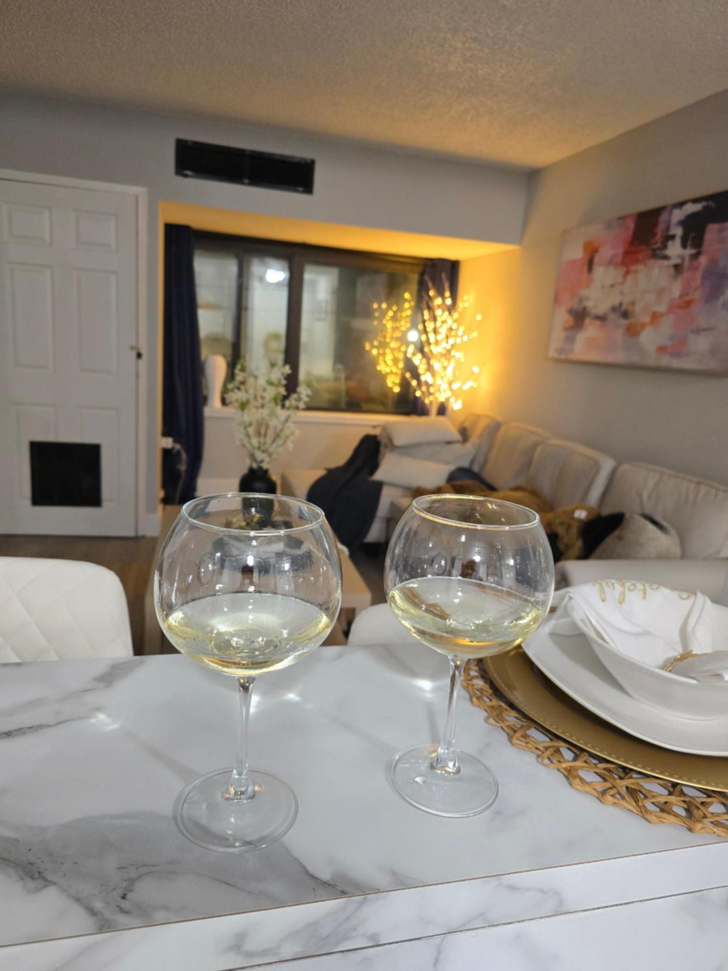 Cozy, Warm Modern Chic Atlantic City